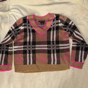 Trendy V-Neck Plaid Sweater in Pink and Tan
